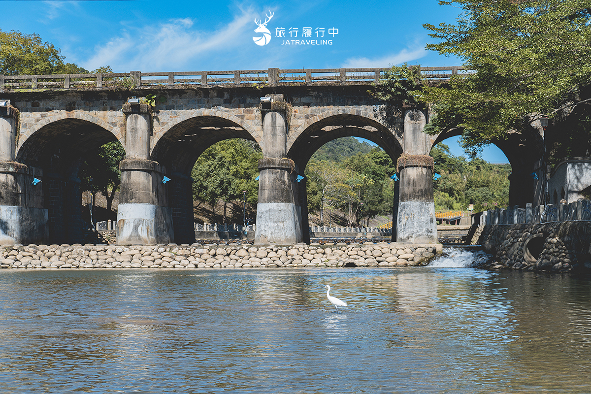 【新竹景點推薦】東安古橋，宛如置身日本街景，攜手走過五孔拱形石橋 - 十月 - 旅行履行中
