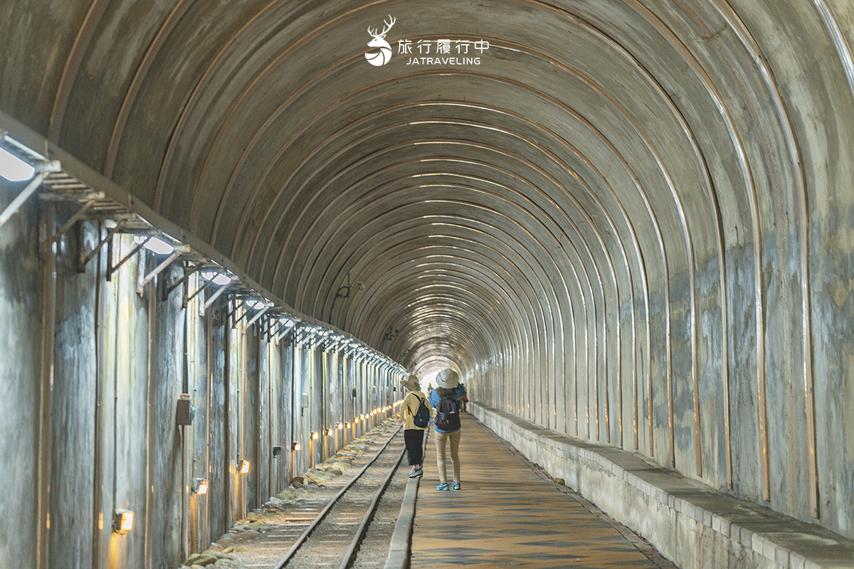【桃園景點推薦】舊百吉隧道，坐上手押車穿梭，新舊並存的隧道 - 百吉隧道 - 旅行履行中