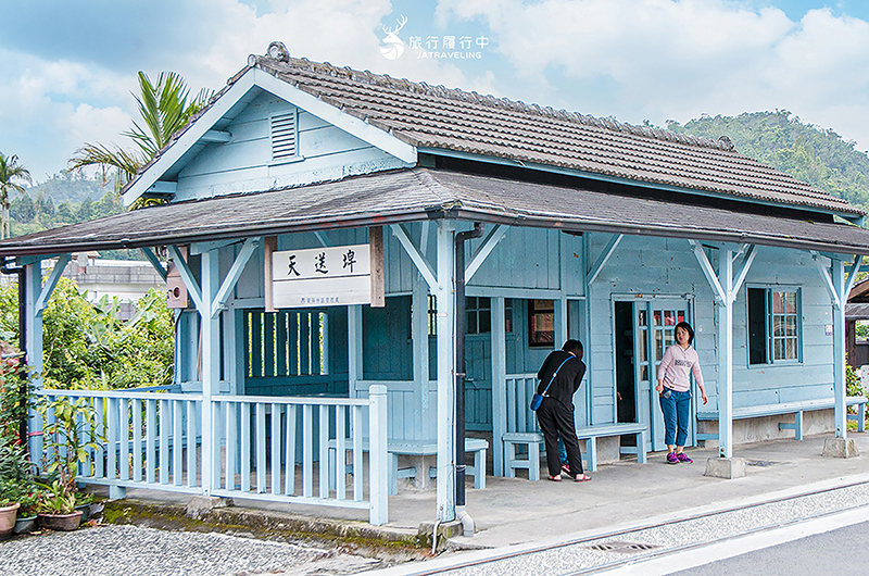 宜蘭三星景點｜天送埤火車站：「下一站幸福」取景地，蒂芬尼日式木造建築超好拍！ - 宜蘭, 宜蘭景點, 網美景點, 約會景點, 三星, 戶外景點, 免費景點, 三星景點 - 旅行履行中