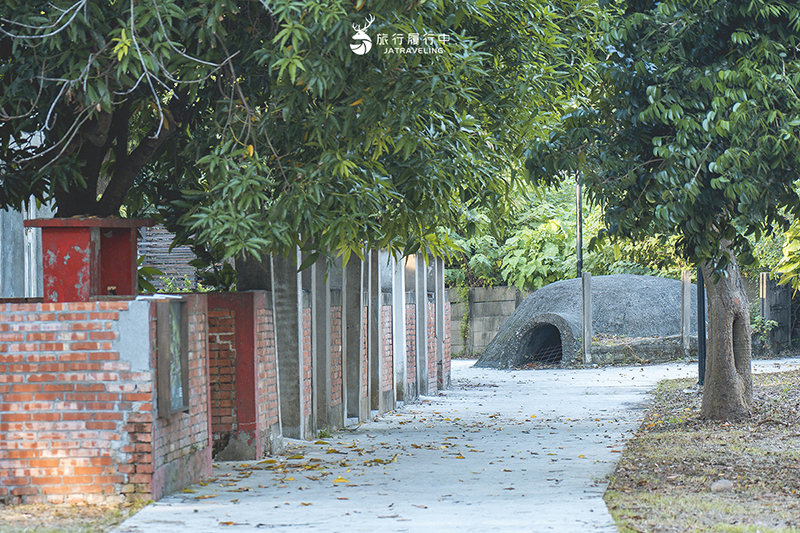 雲林虎尾景點【虎尾建國眷村】中部最大眷村聚落群，懷舊餐廳、咖啡廳、手作體驗、文創市集，入夜後點亮燈飾更是滿滿氛圍感！ - 雲林景點, 雲林, 虎尾, 虎尾景點 - 旅行履行中